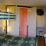 Premiere Classe Melun Senart * Vert-Saint-Denis