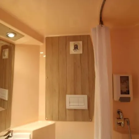 Première Classe Melun Sénart - Saint Dennis Hotel Vert-Saint-Denis