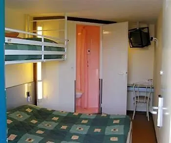 Première Classe Melun Sénart - Saint Dennis * Vert-Saint-Denis