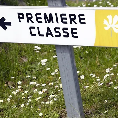 Première Classe Melun Sénart - Saint Dennis Hotel