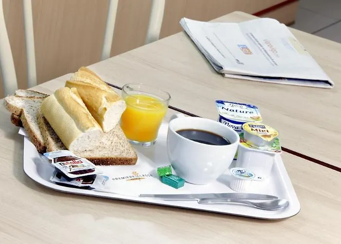 Premiere Classe Melun Senart *